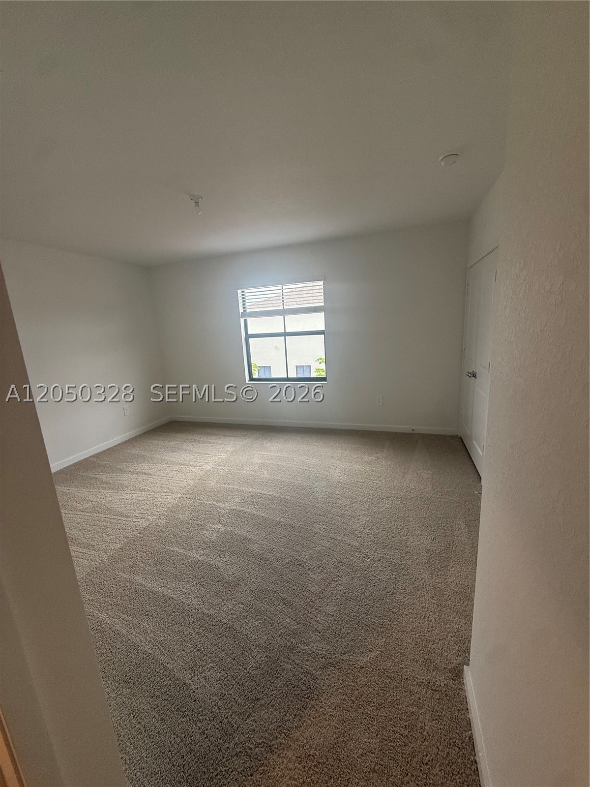 MIAMI LAND AND DEVELOPMEN - Residential Lease