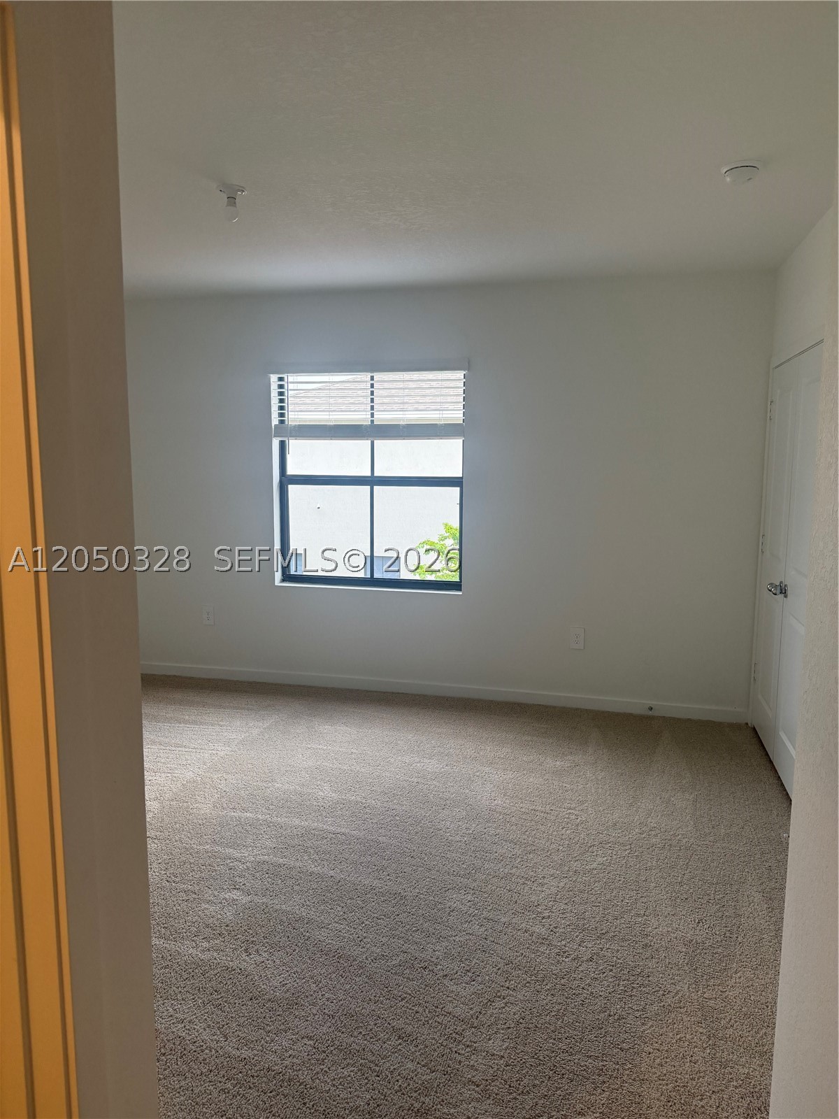 MIAMI LAND AND DEVELOPMEN - Residential Lease