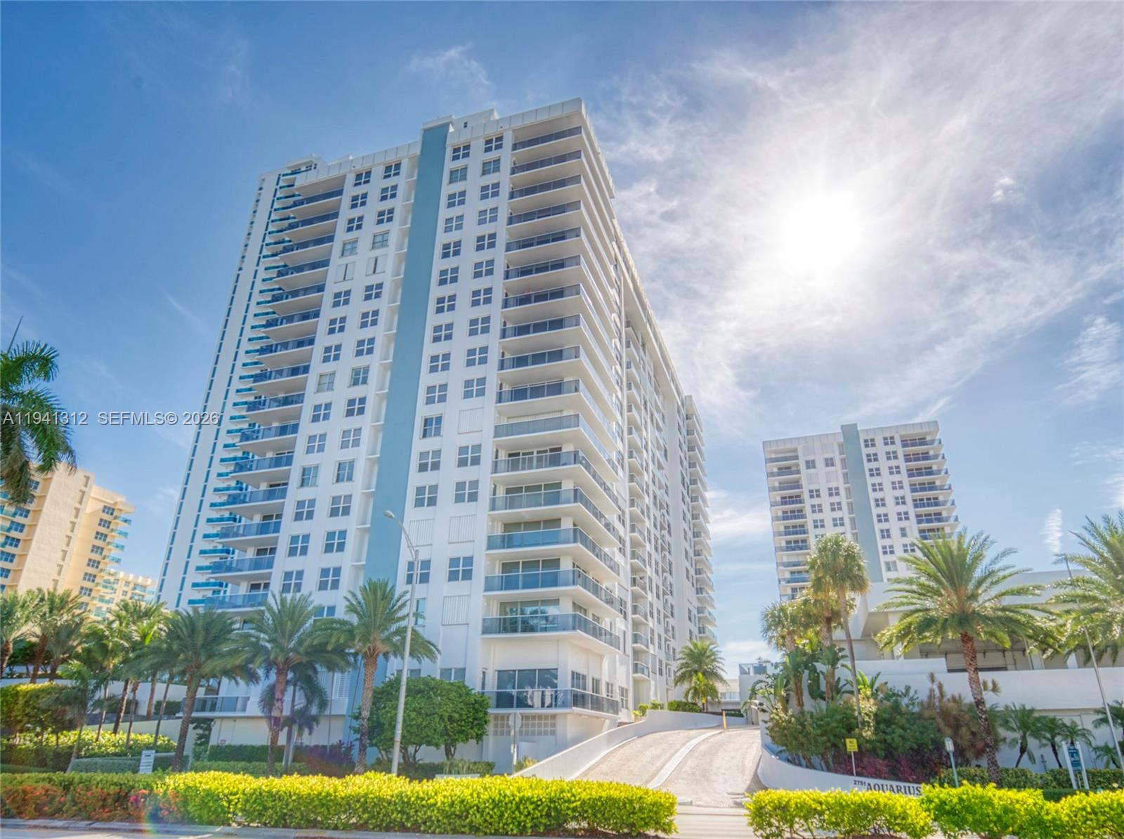 AQUARIUS CONDO - Residential