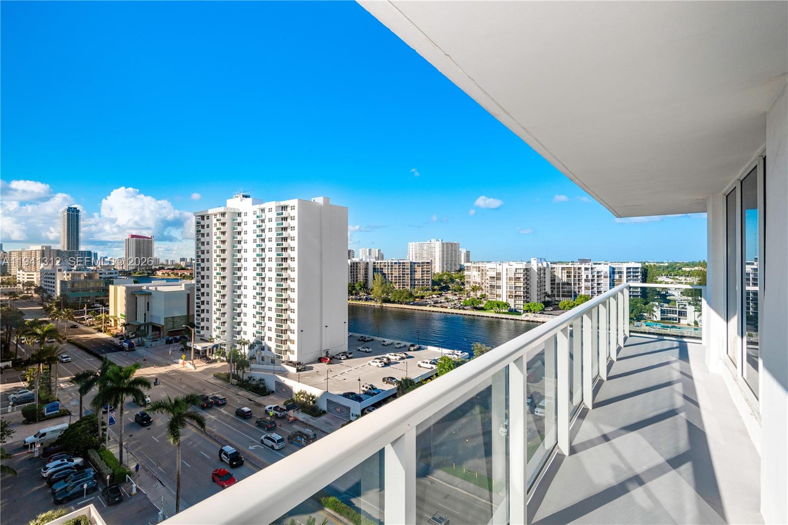 AQUARIUS CONDO - Residential
