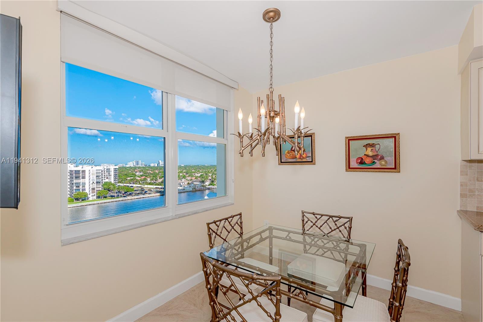 AQUARIUS CONDO - Residential