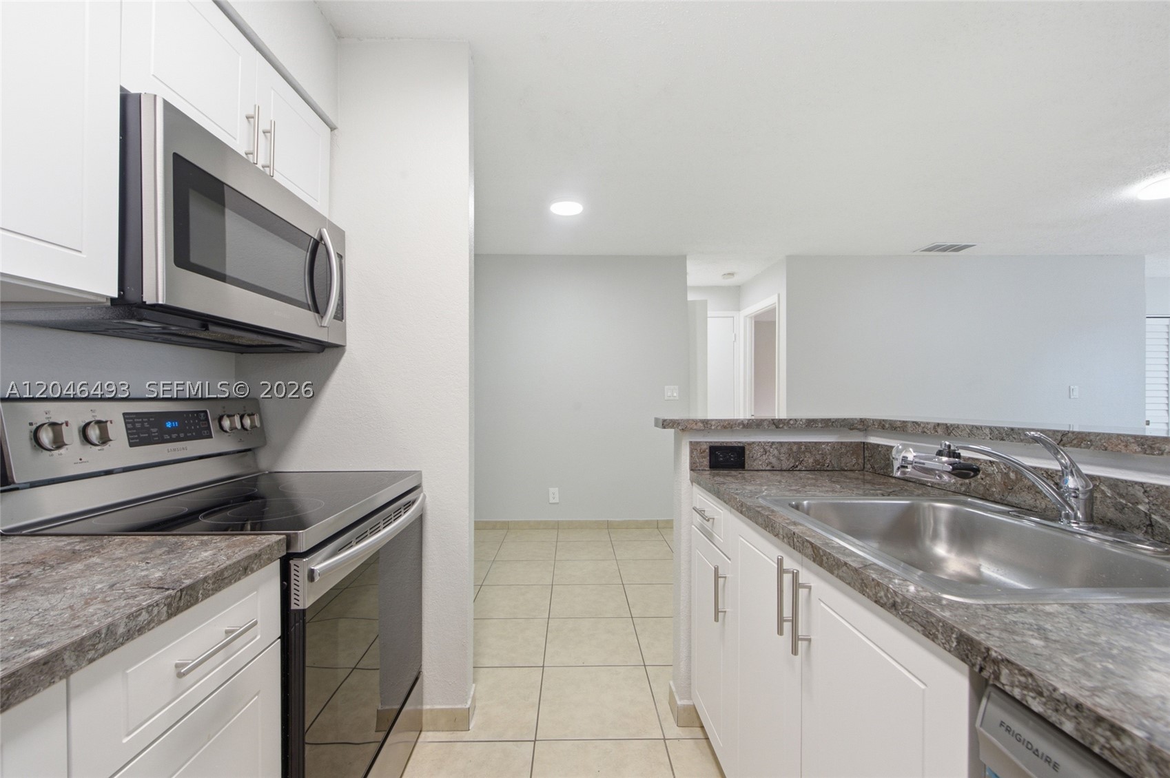 SUNDANCE AT DAVIE CONDO - Residential