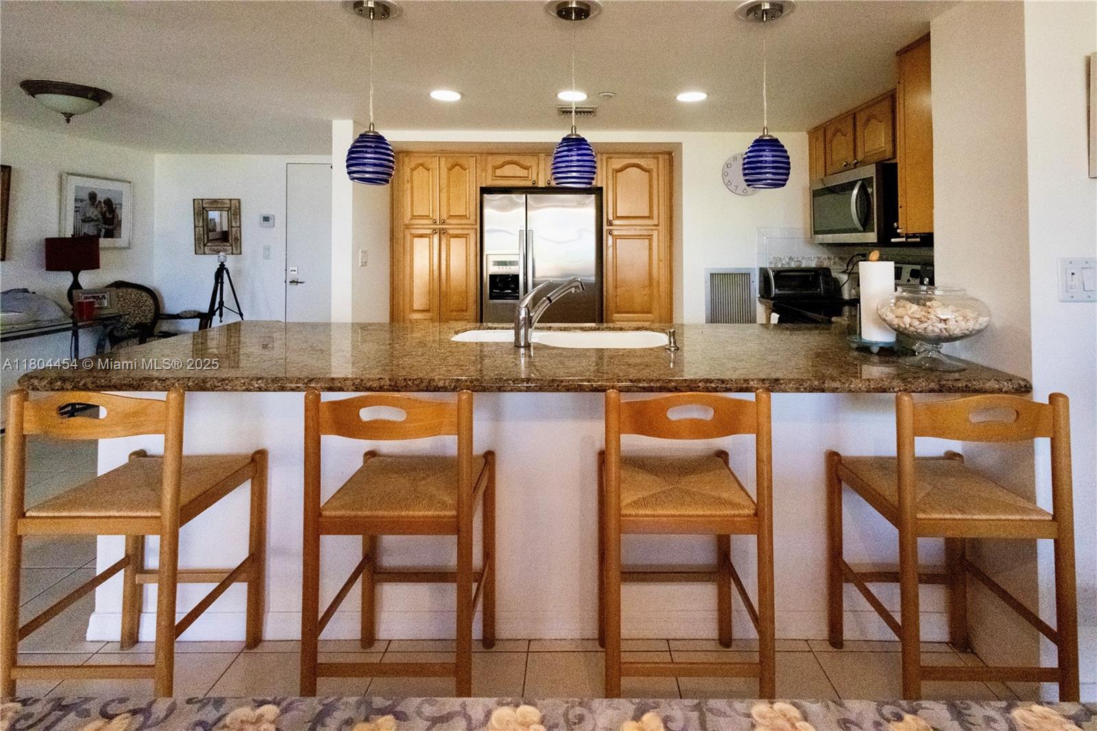 CLUB ATLANTIS CONDO - Residential