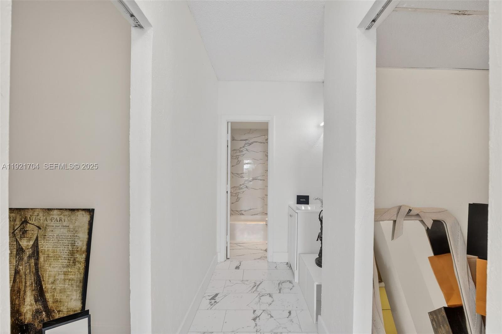 ARLEN HOUSE CONDO - Residential
