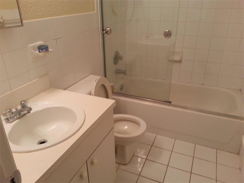 MOODY DRIVE ESTATES - Residential Lease