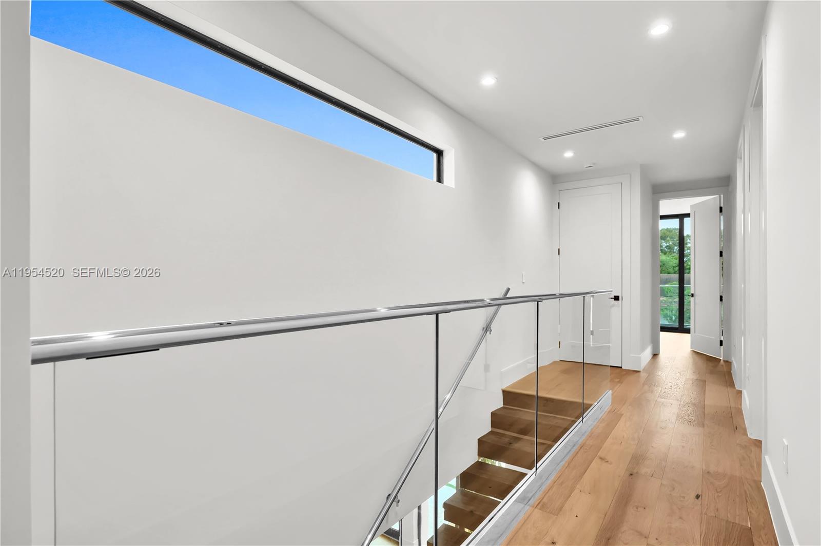 COLUMBIA PARK CORR PL - Residential