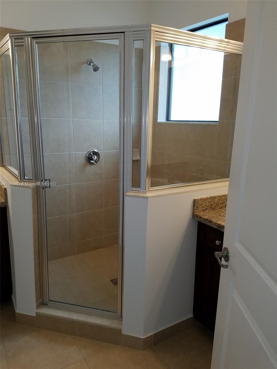 The Grove at Raintree - Residential Lease