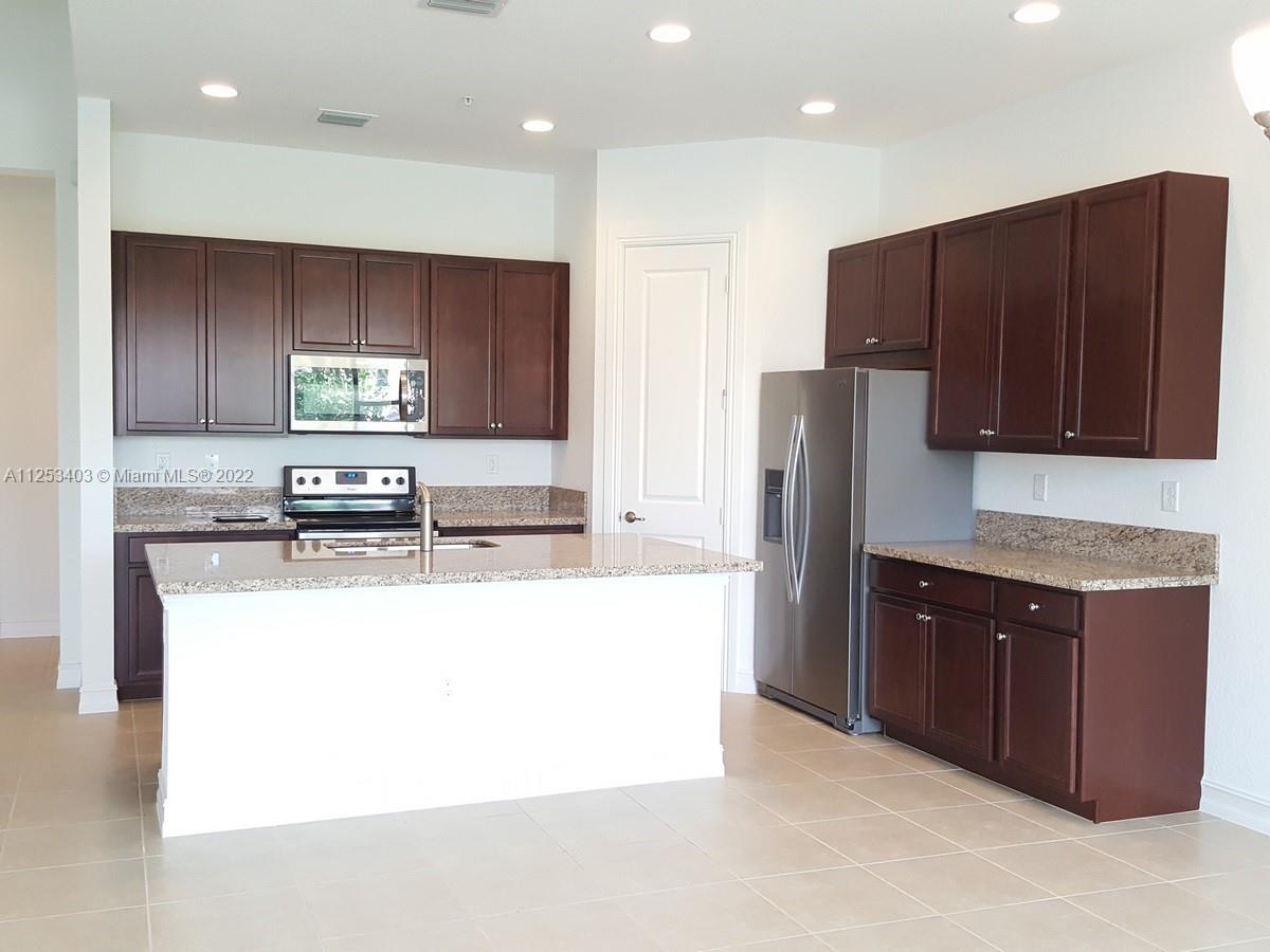 The Grove at Raintree - Residential Lease
