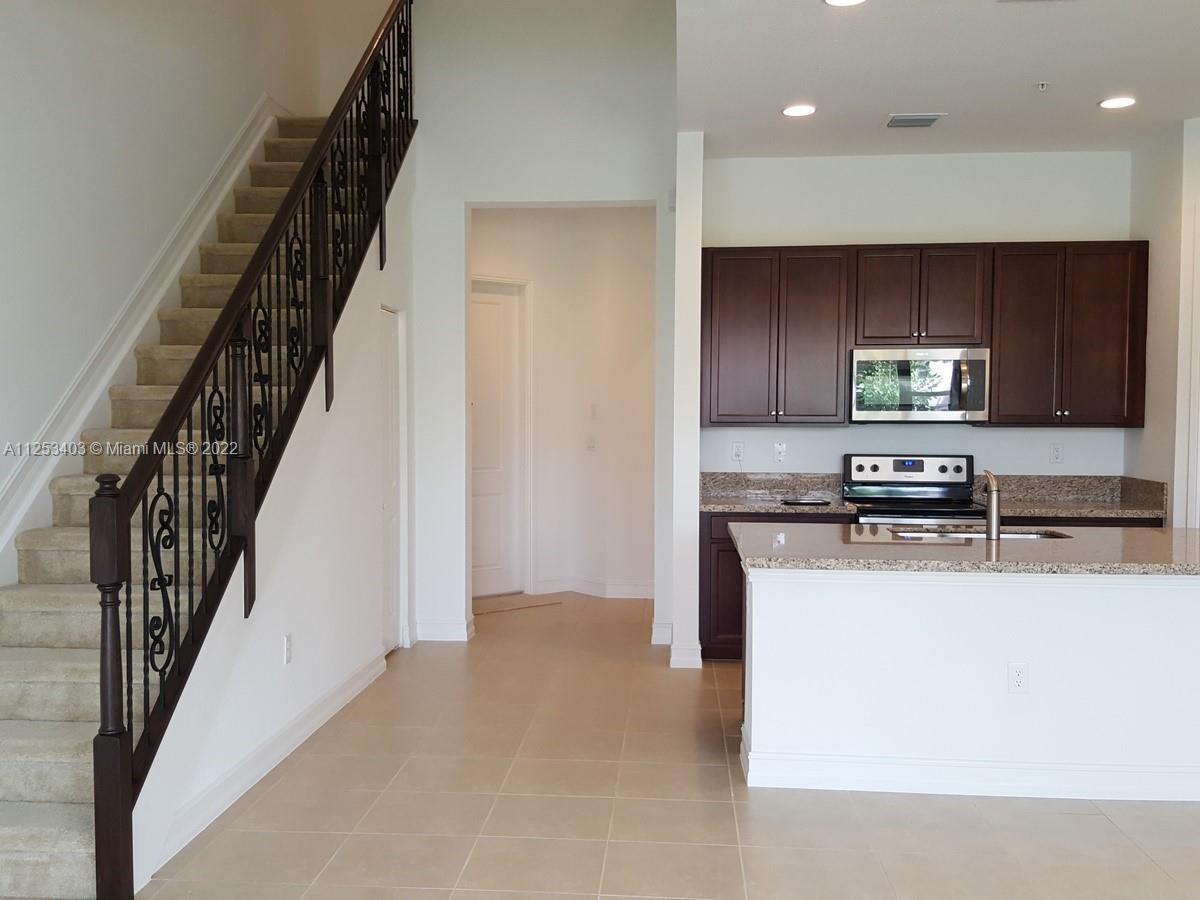 The Grove at Raintree - Residential Lease