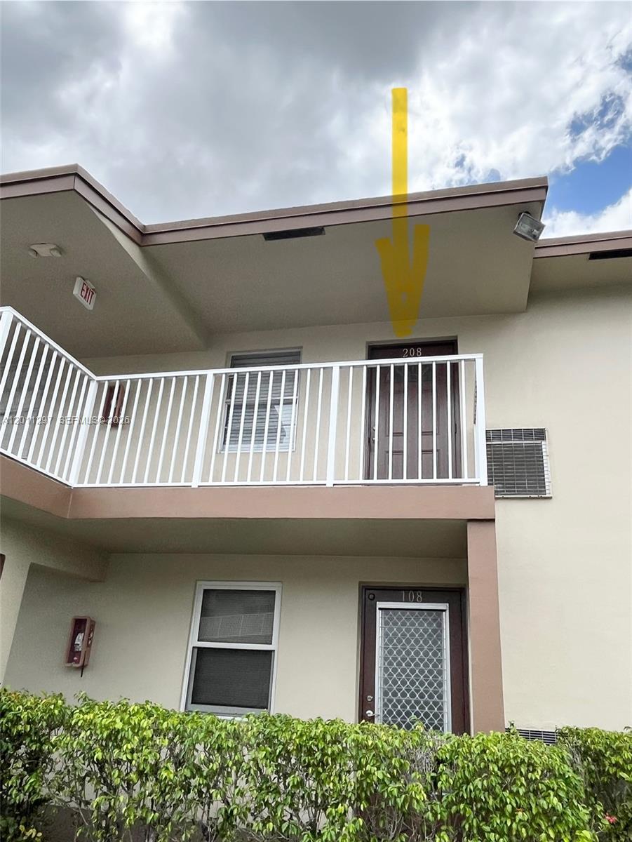 ORIOLE GARDENS TWO 63 CON - Residential