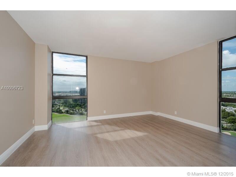 CORONADO TOWERS 2 - Residential Lease