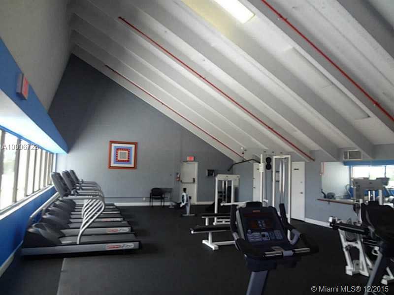CORONADO TOWERS 2 - Residential Lease