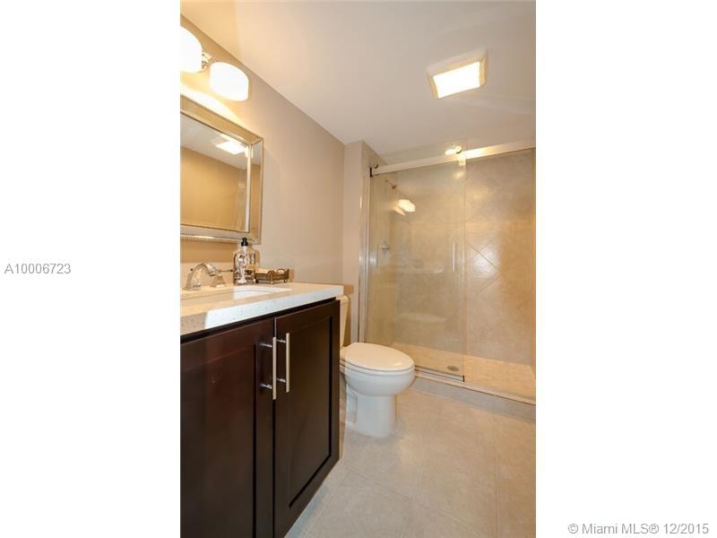 CORONADO TOWERS 2 - Residential Lease