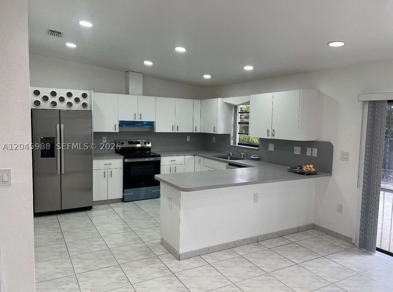 SOUTH MIAMI HEIGHTS 1ST A - Residential Lease