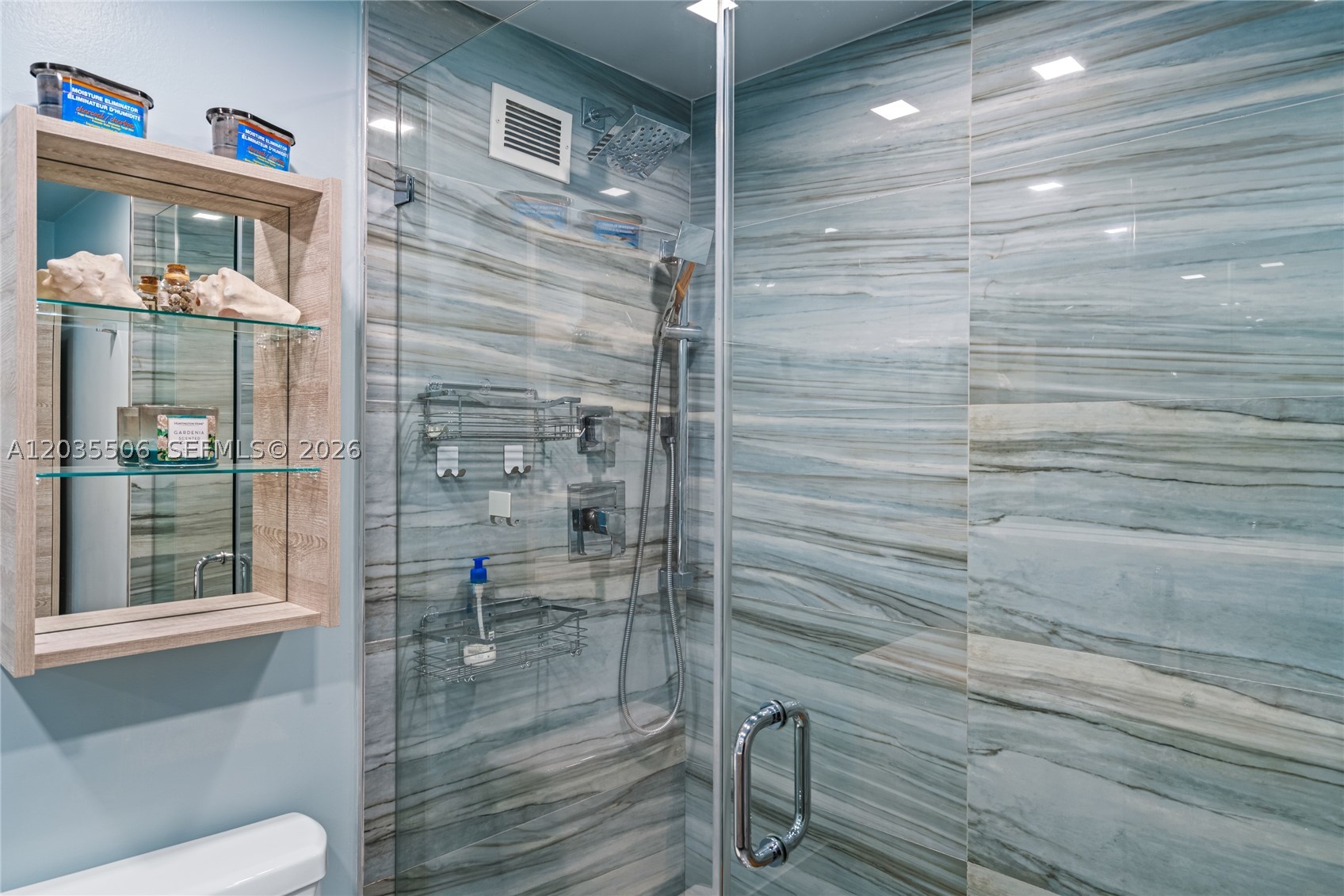 MIRADOR 1000 CONDO - Residential