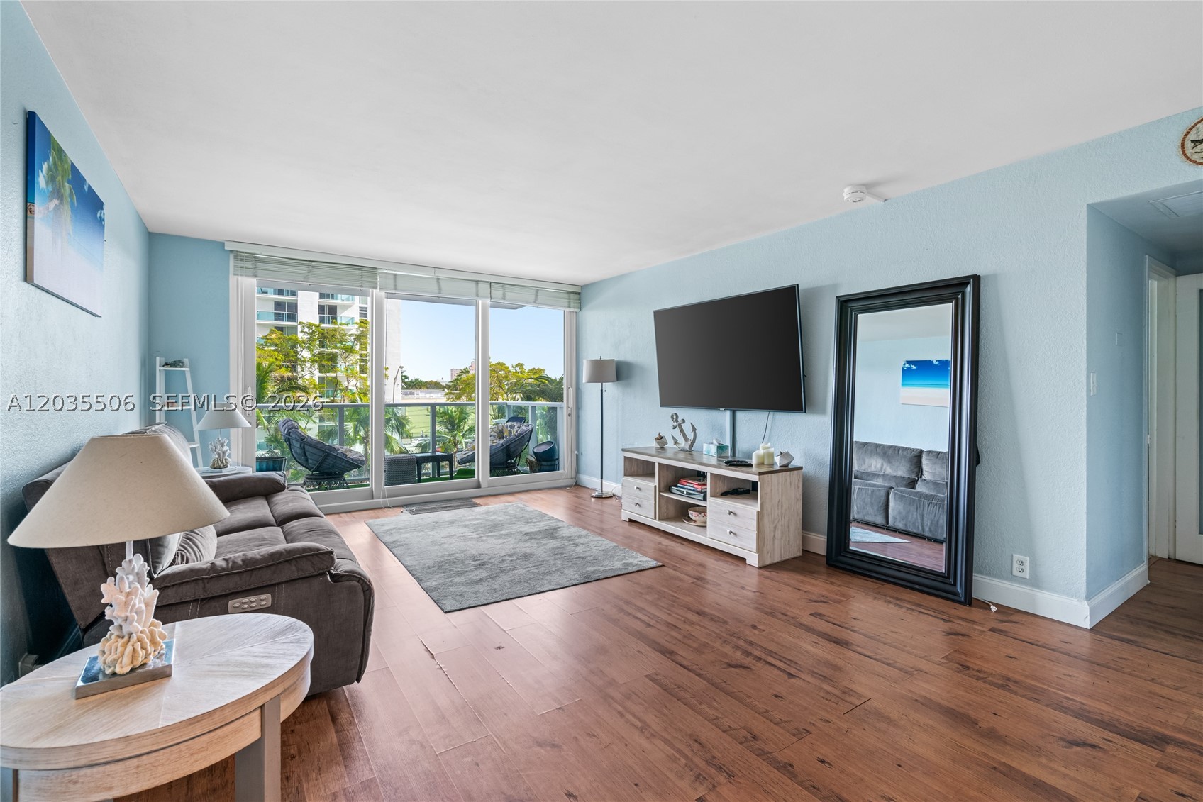 MIRADOR 1000 CONDO - Residential