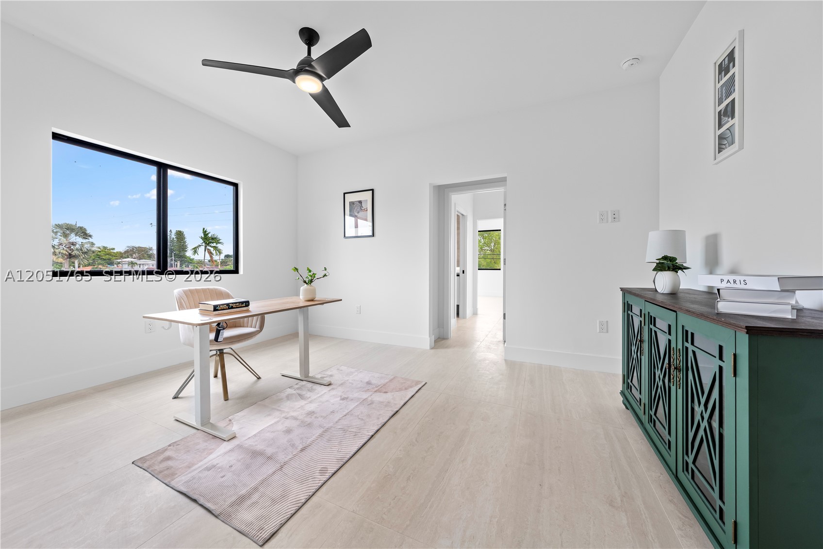 MIAMI SUBURBAN ACRES - Residential Lease