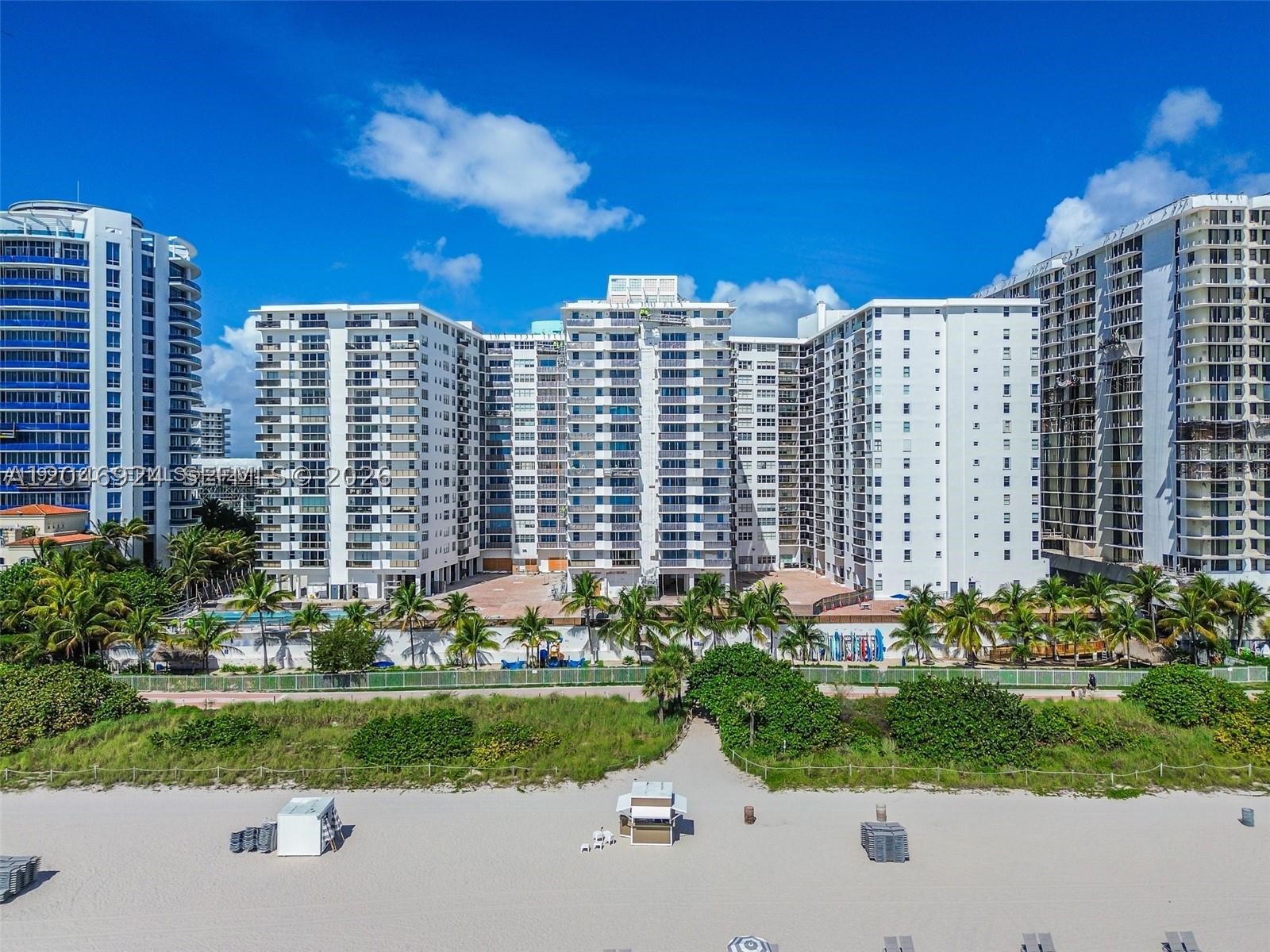 MAISON GRANDE CONDO - Residential