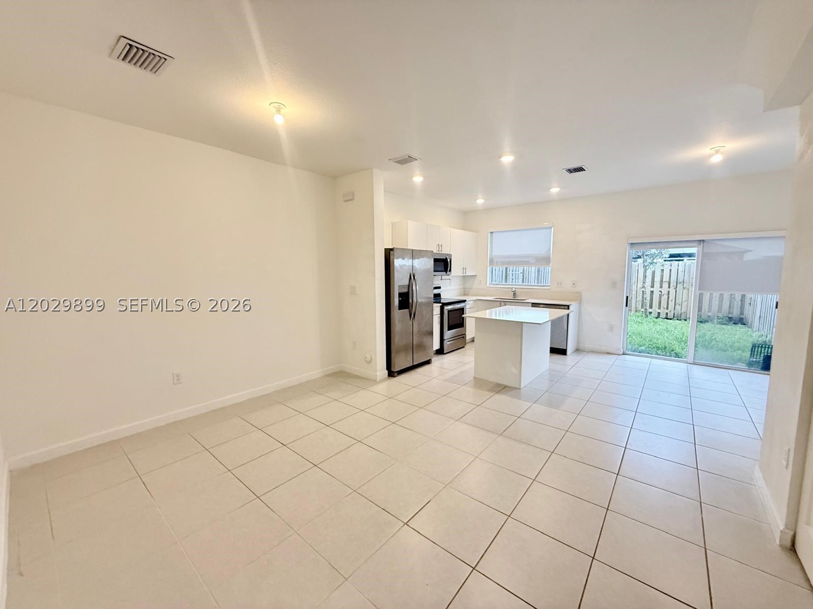 CEDAR POINTE - PARADISE - Residential Lease
