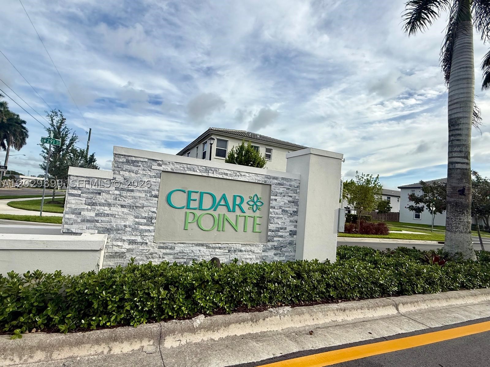 CEDAR POINTE - PARADISE - Residential Lease