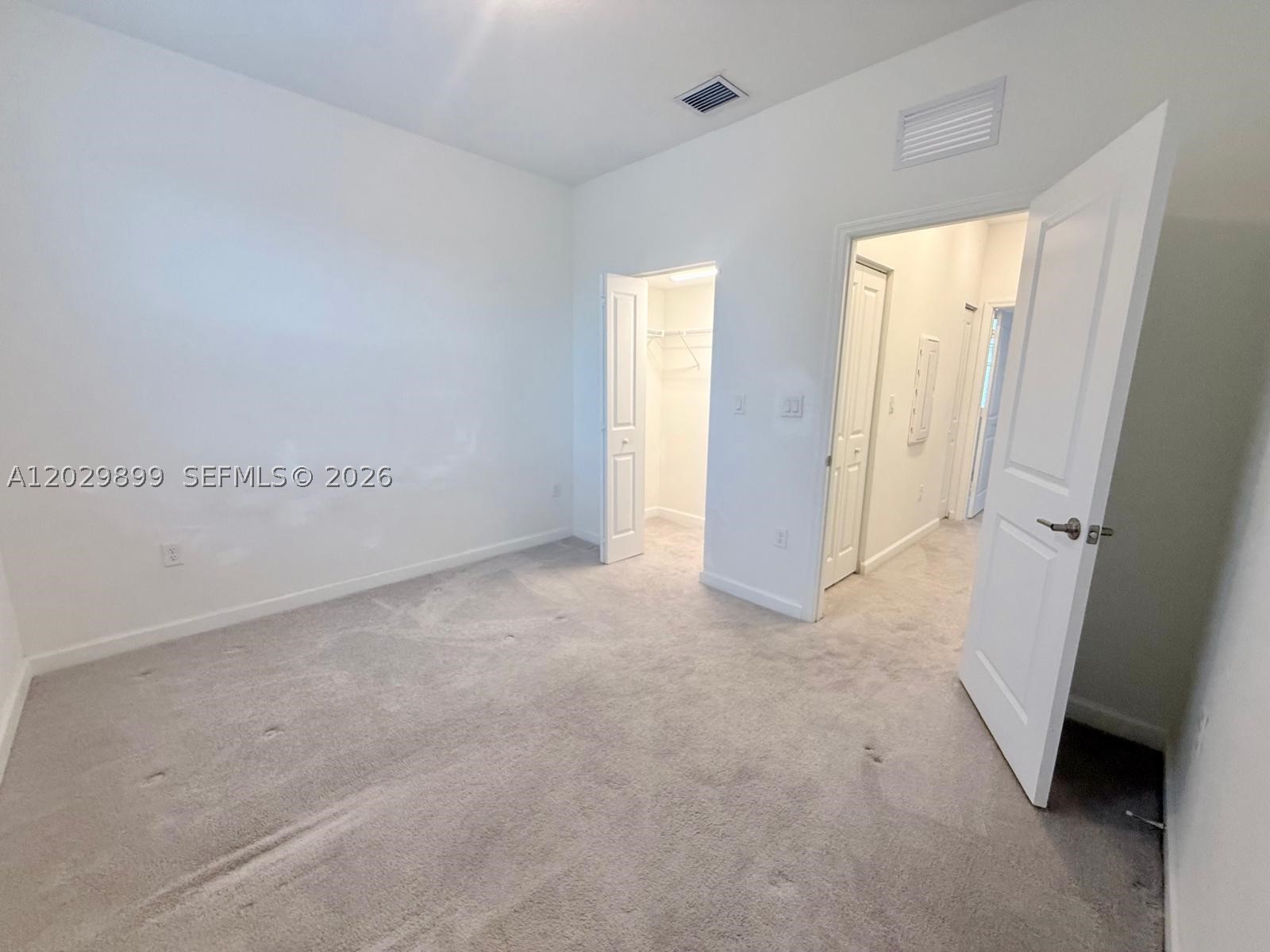 CEDAR POINTE - PARADISE - Residential Lease