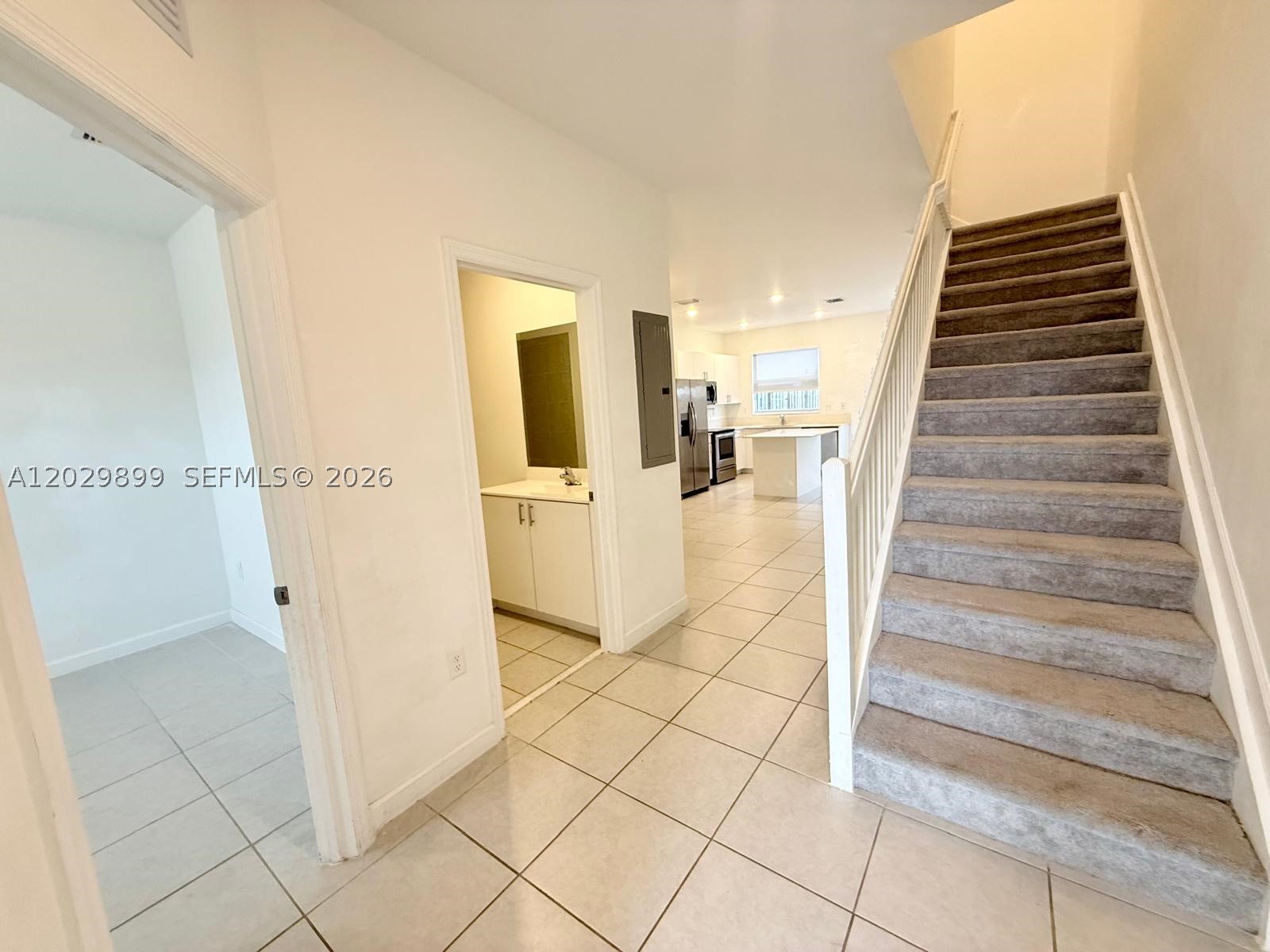 CEDAR POINTE - PARADISE - Residential Lease