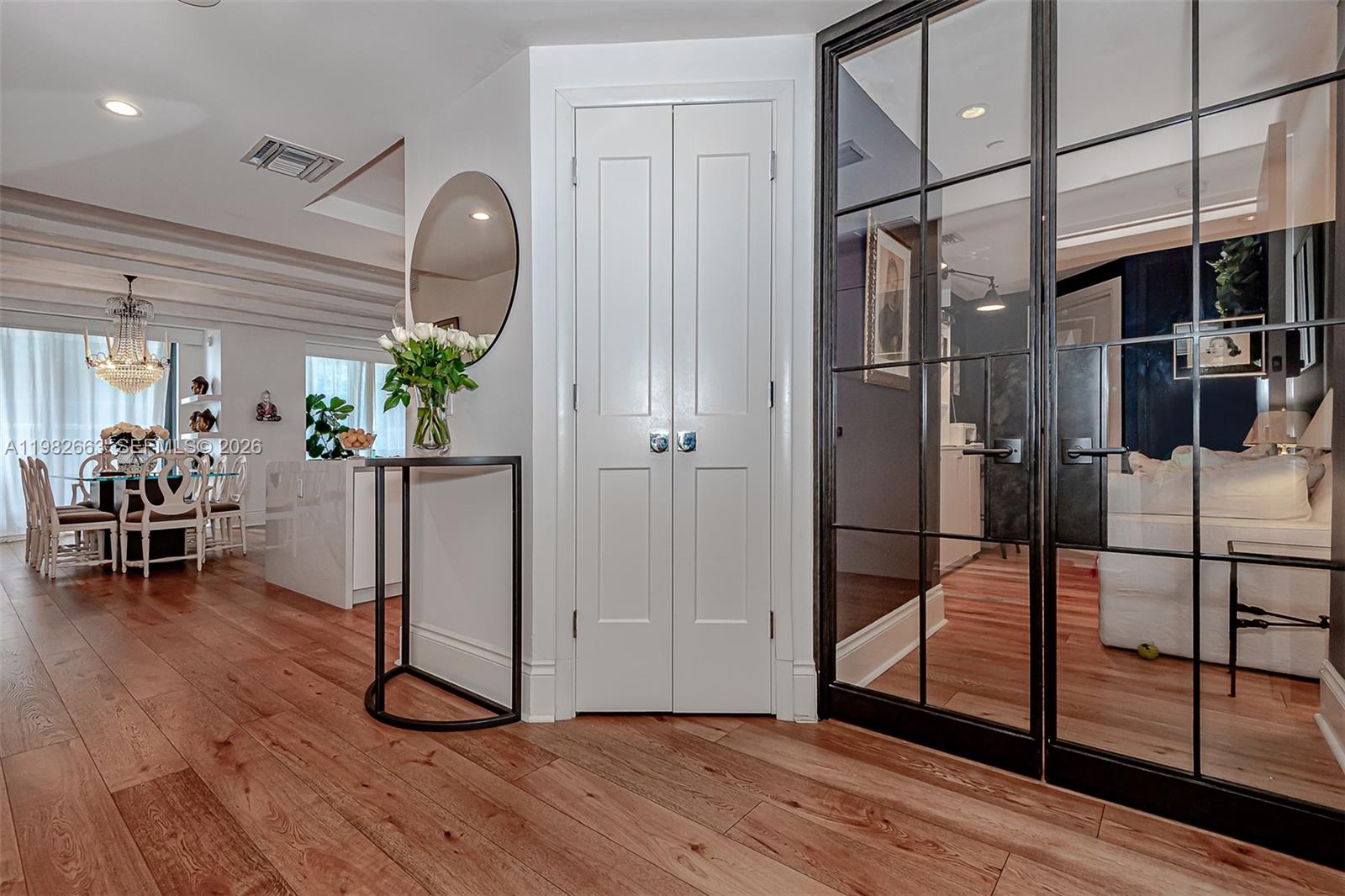 801 SMA RESIDENCES CONDO - Residential