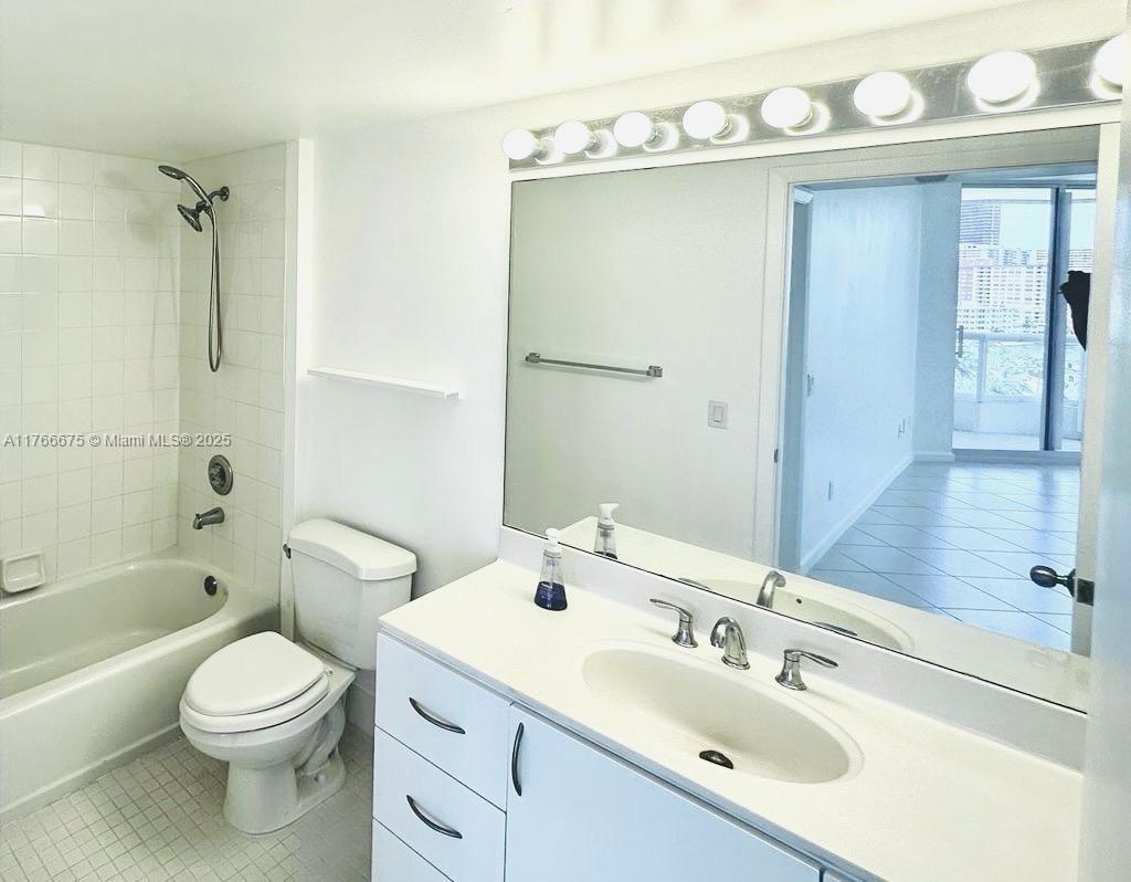 NORTH TOWER AT THE POINT - Residential Lease