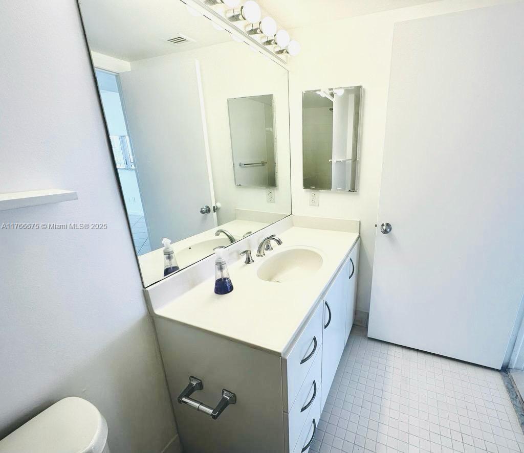 NORTH TOWER AT THE POINT - Residential Lease