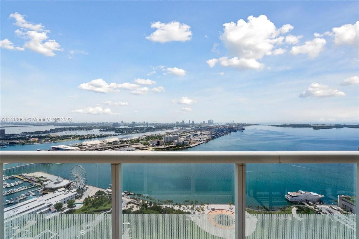50 BISCAYNE CONDO - Residential