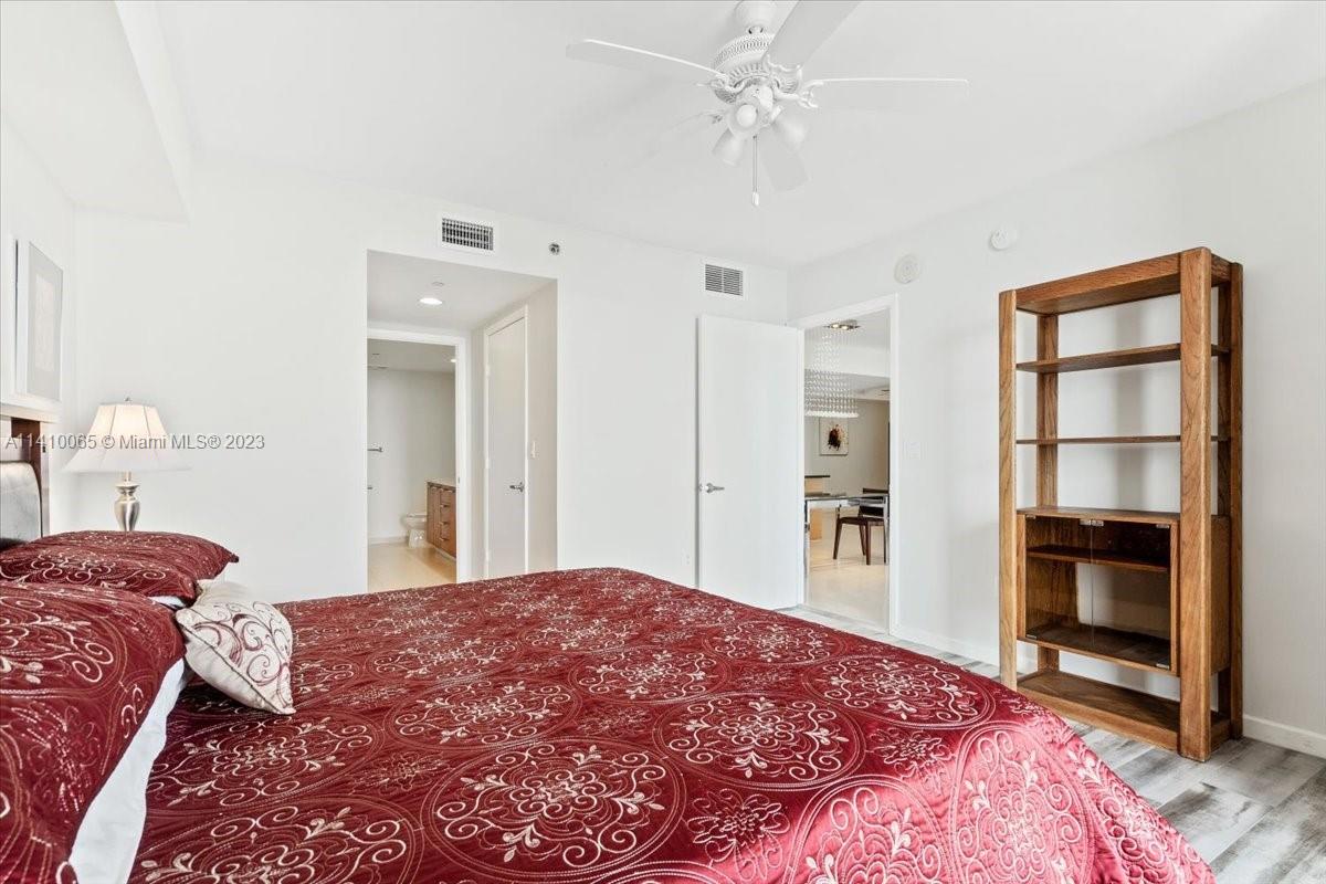 50 BISCAYNE CONDO - Residential