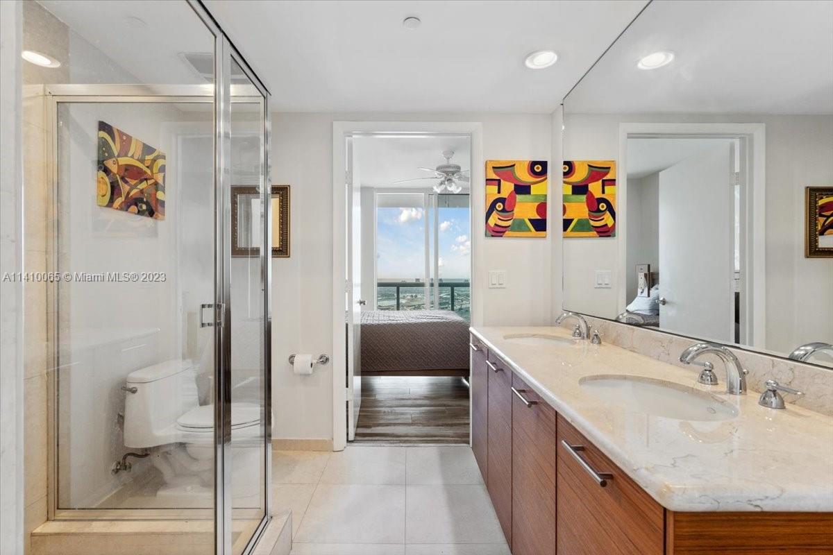 50 BISCAYNE CONDO - Residential