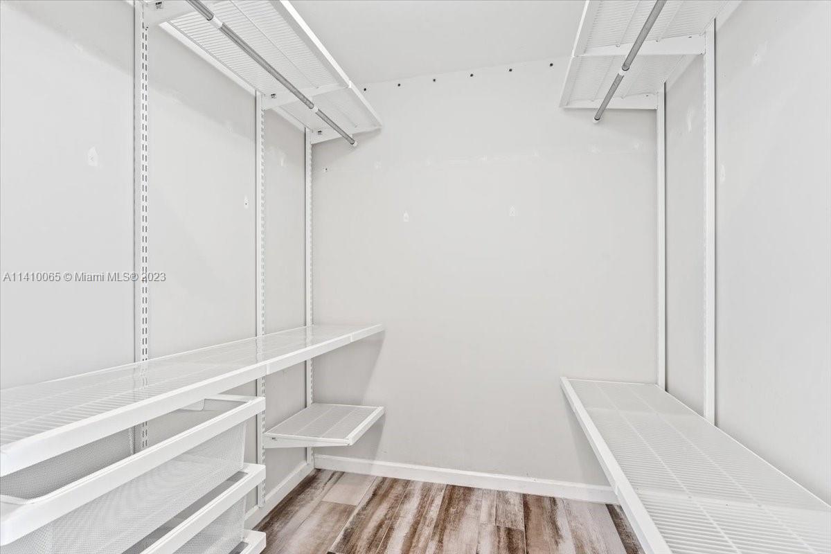 50 BISCAYNE CONDO - Residential