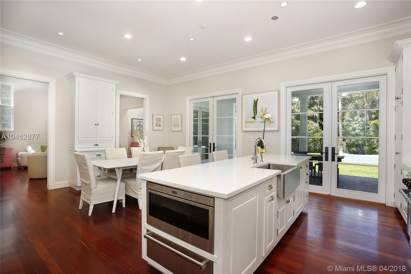 STONEGATE - Residential