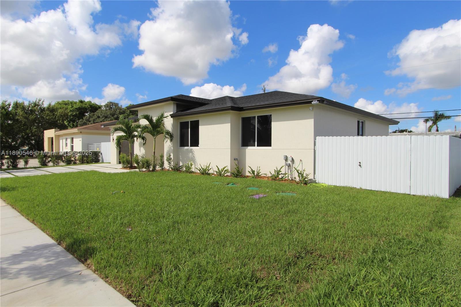 RICHMOND HGTS REPLAT - Residential