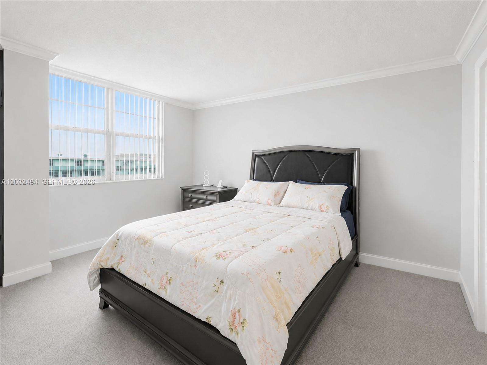 ARLEN BEACH CONDO - Residential