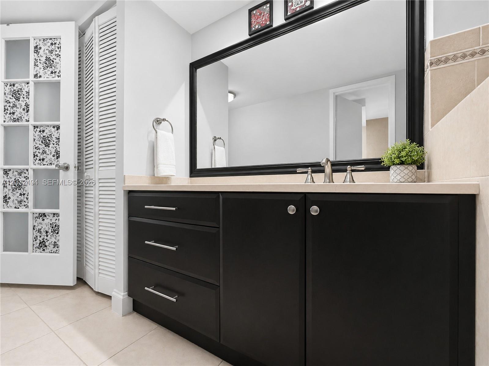 ARLEN BEACH CONDO - Residential