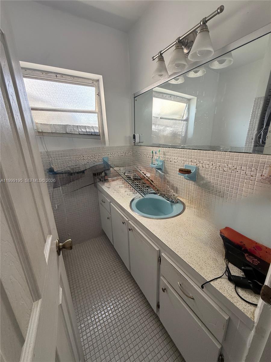 ELDORADO COUNTRY CLUB TOW - Residential