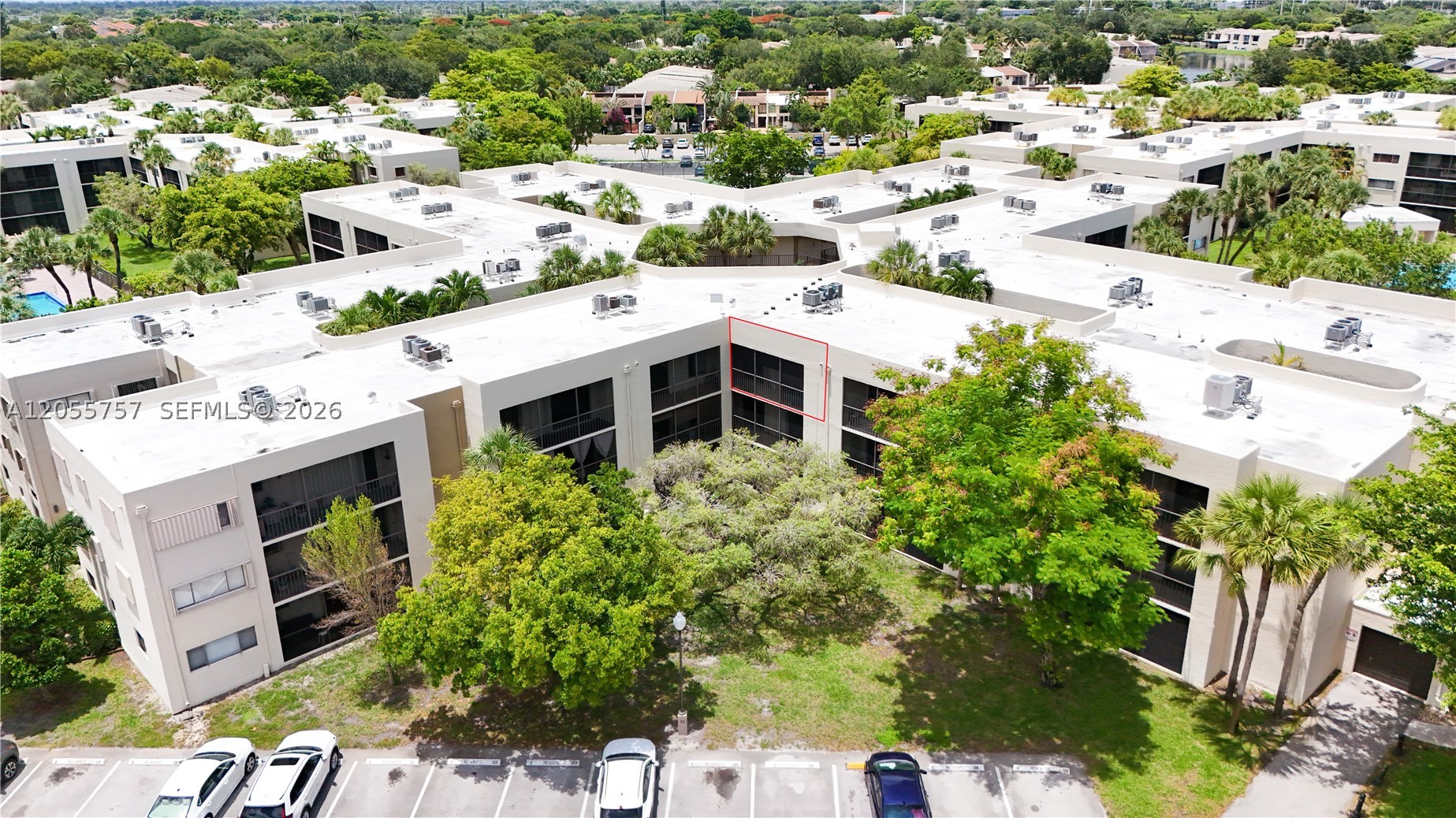 THE HORIZONS CONDO #3 - Residential