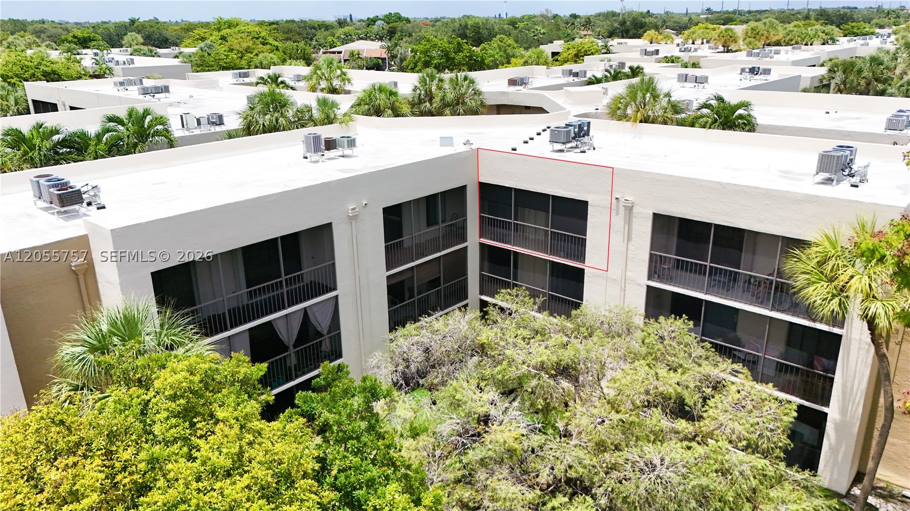 THE HORIZONS CONDO #3 - Residential