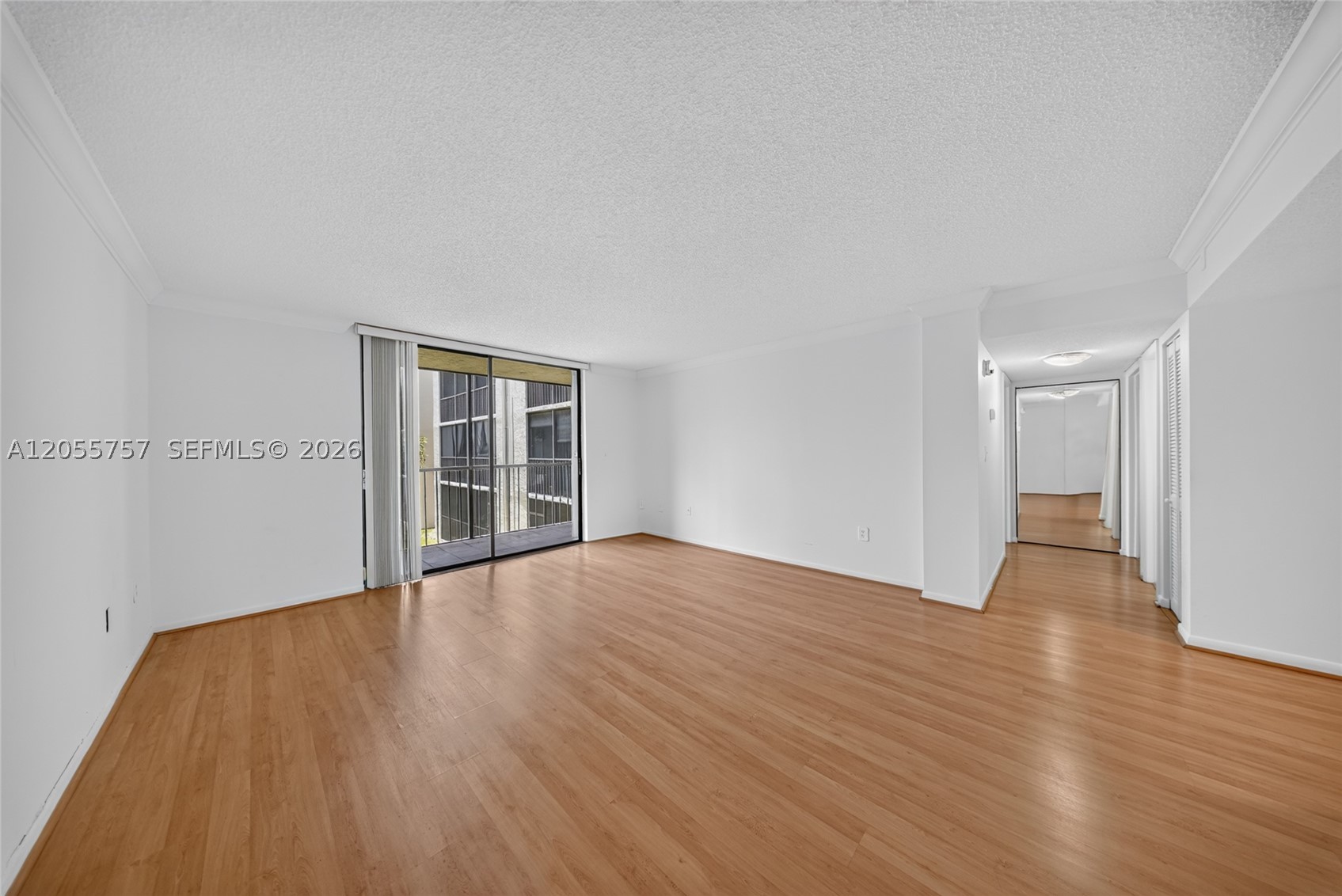 THE HORIZONS CONDO #3 - Residential