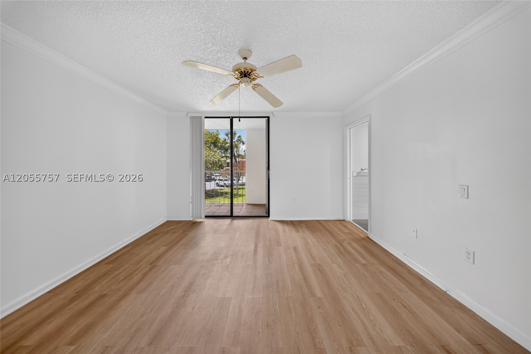 THE HORIZONS CONDO #3 - Residential