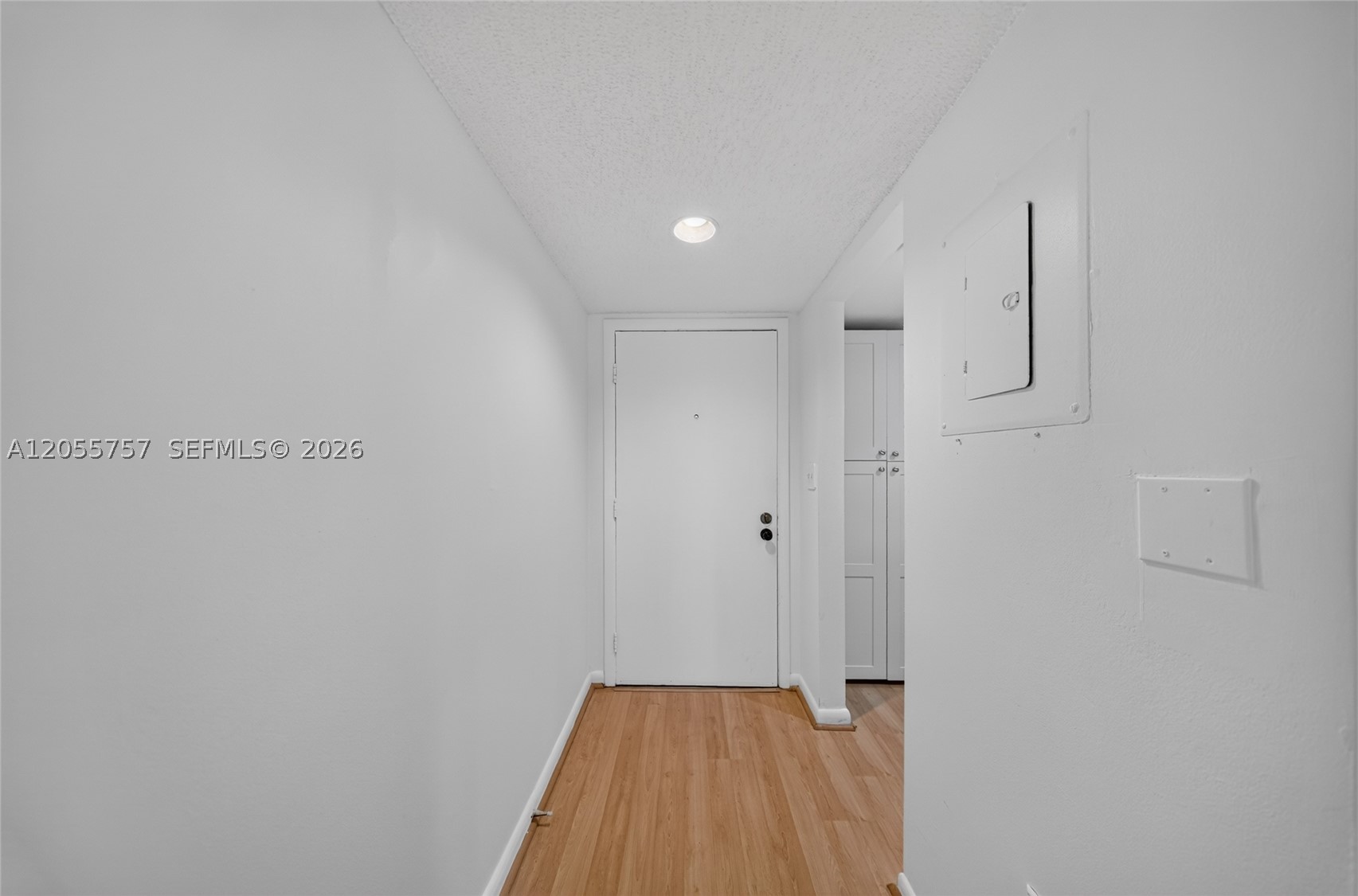 THE HORIZONS CONDO #3 - Residential