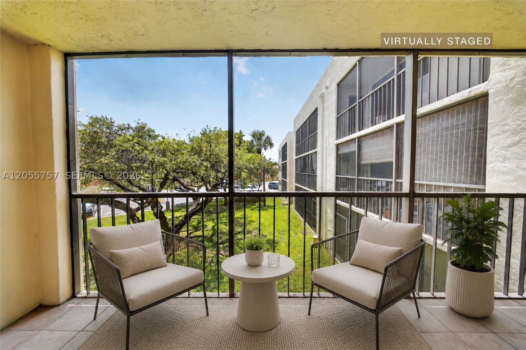 THE HORIZONS CONDO #3 - Residential