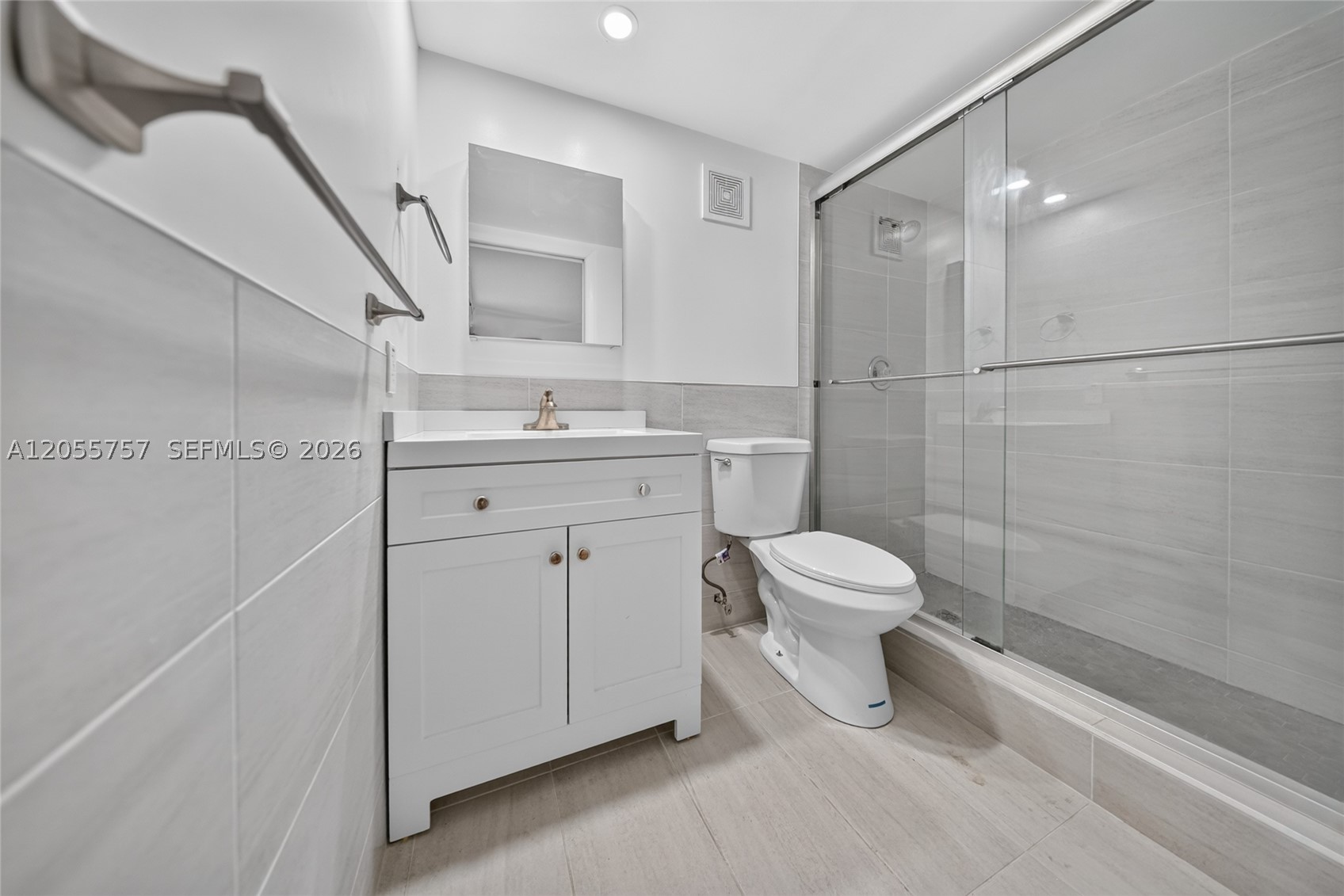 THE HORIZONS CONDO #3 - Residential