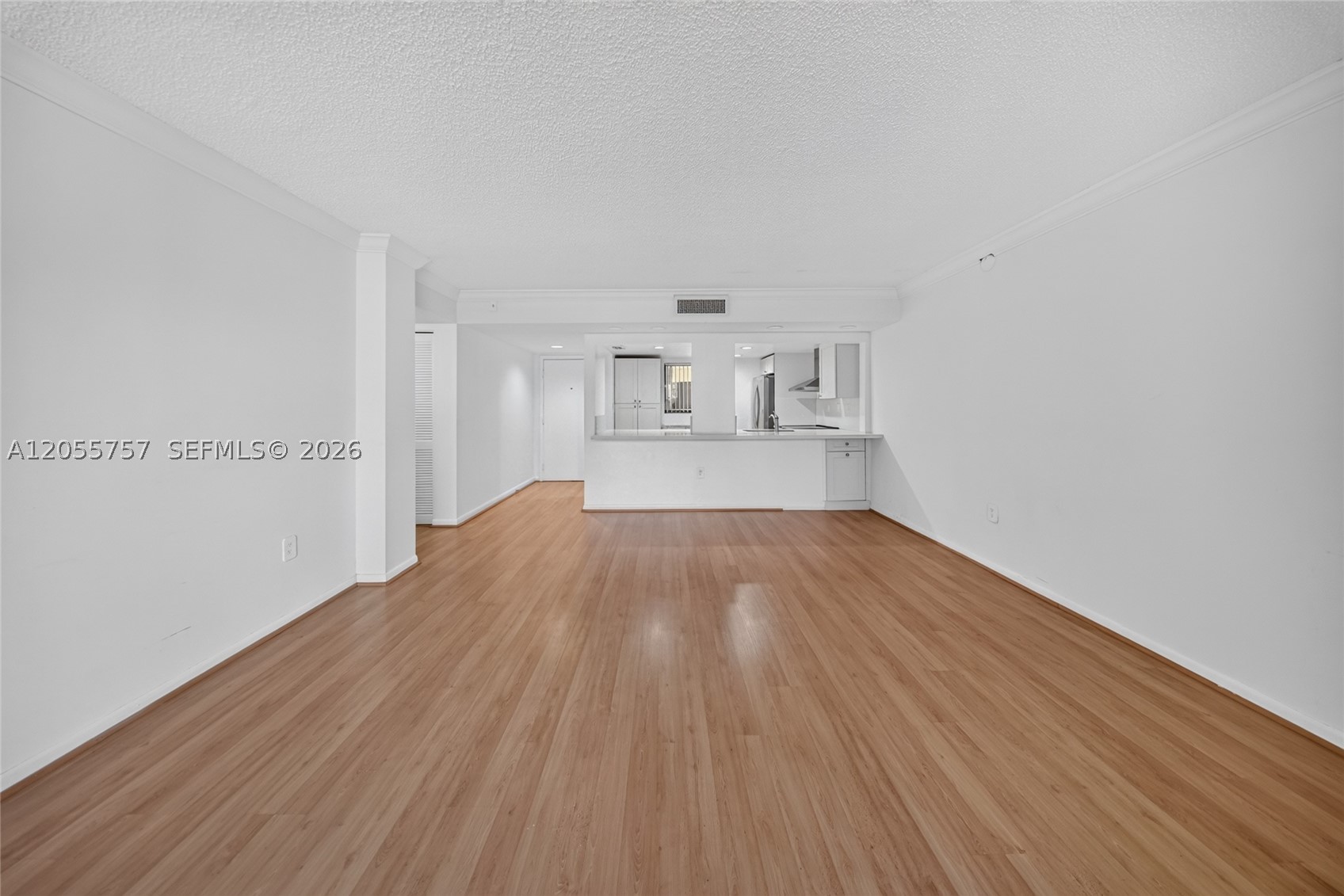 THE HORIZONS CONDO #3 - Residential