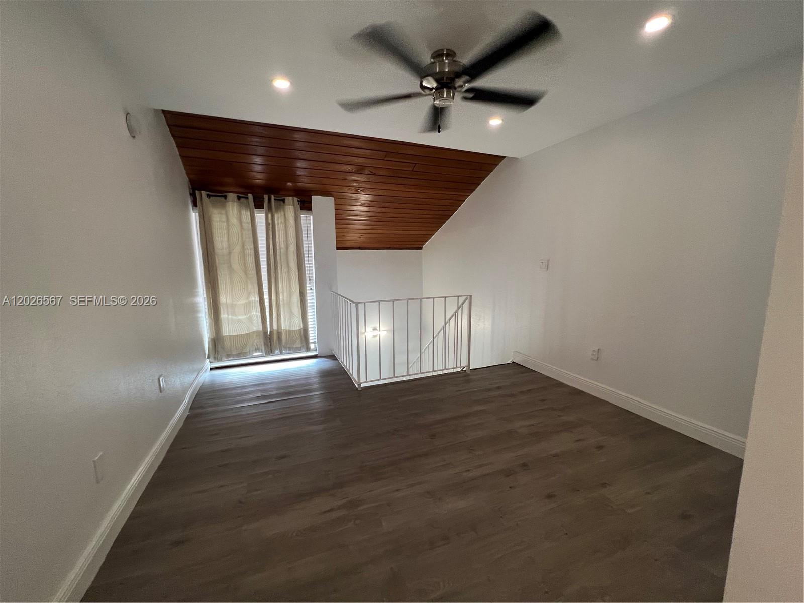 WILLOWBROOK GARDENS CONDO - Residential Lease