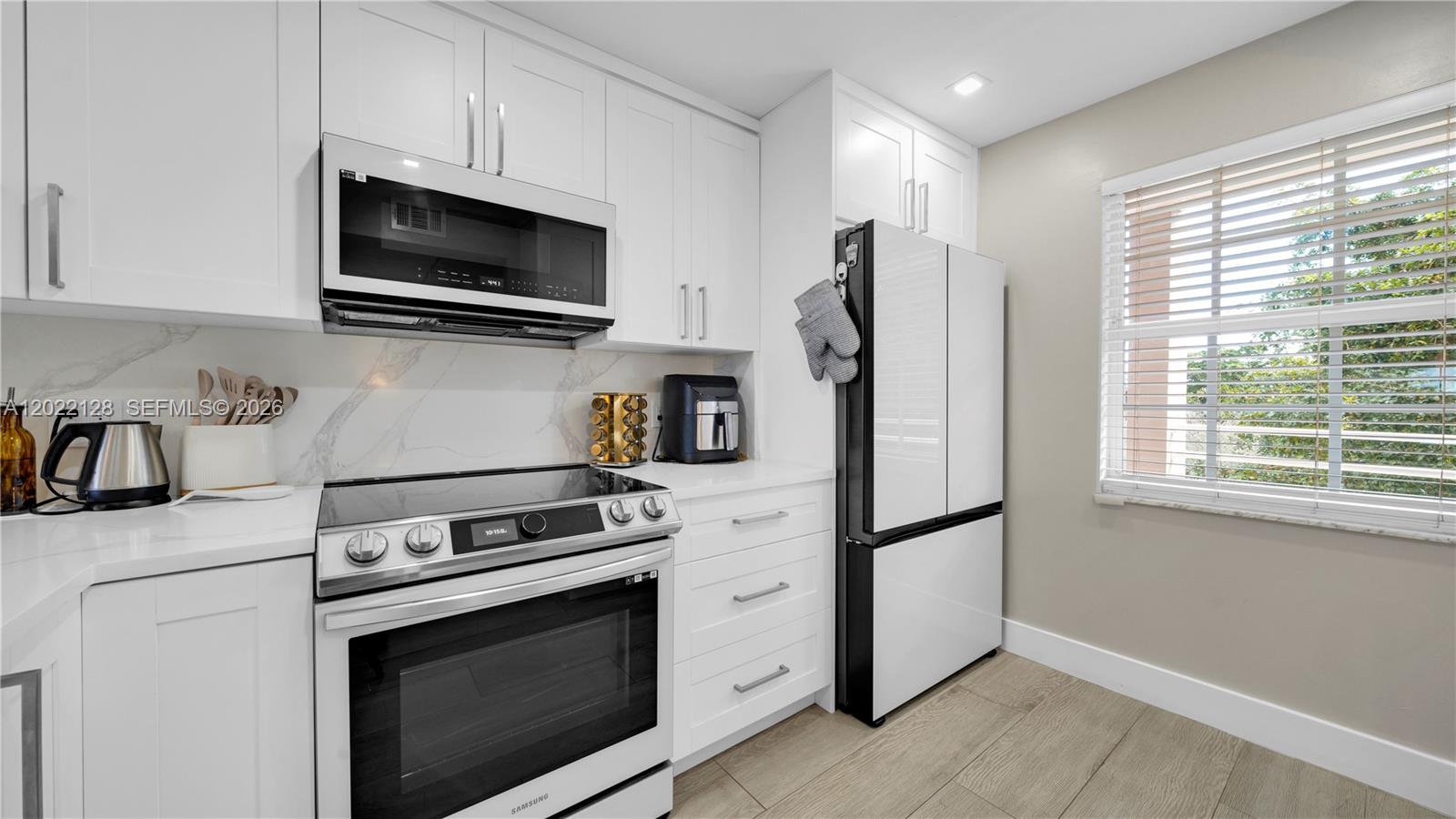 NO 60 PALM-AIRE COUNTRY C - Residential