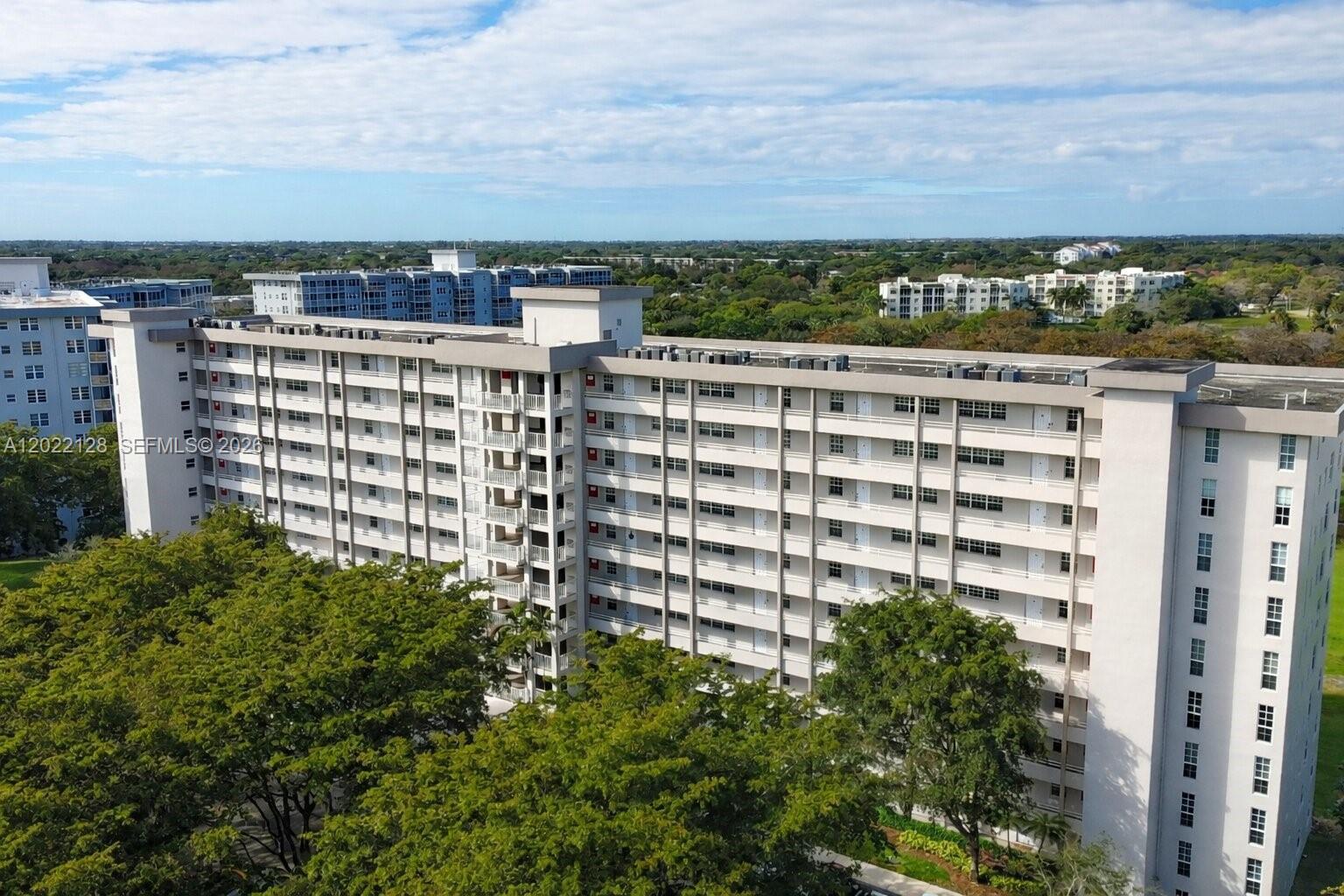 NO 60 PALM-AIRE COUNTRY C - Residential