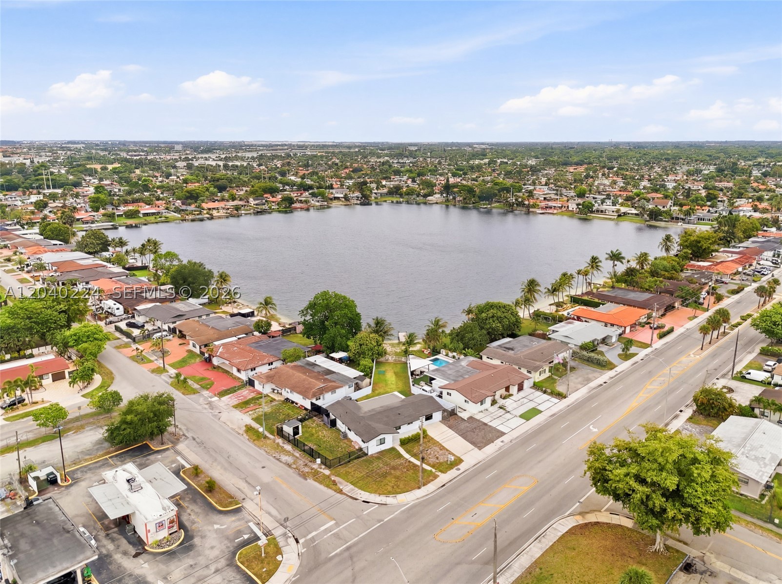 LAKE LAURENCE NORTH - Residential